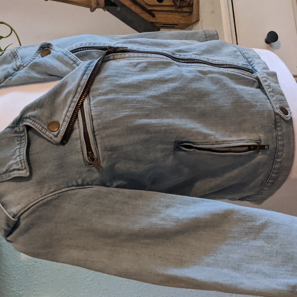 Y2K Gap Jean Jacket Sz Sm - Picture 3 of 10